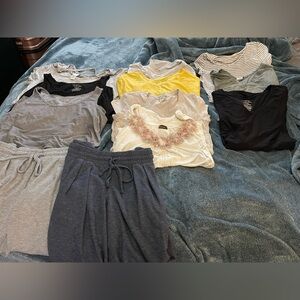 Maternity clothes Bundle